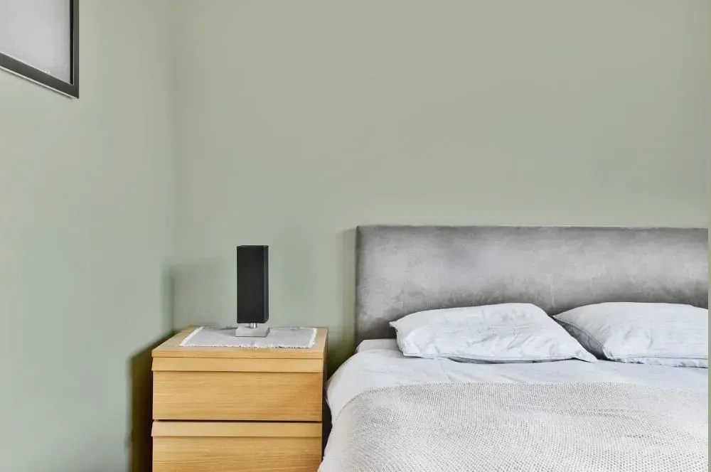 NCS S 2010-G40Y minimalist bedroom