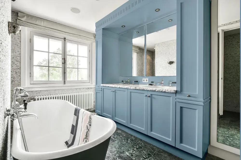 NCS S 2020-R90B victorian bathroom paint