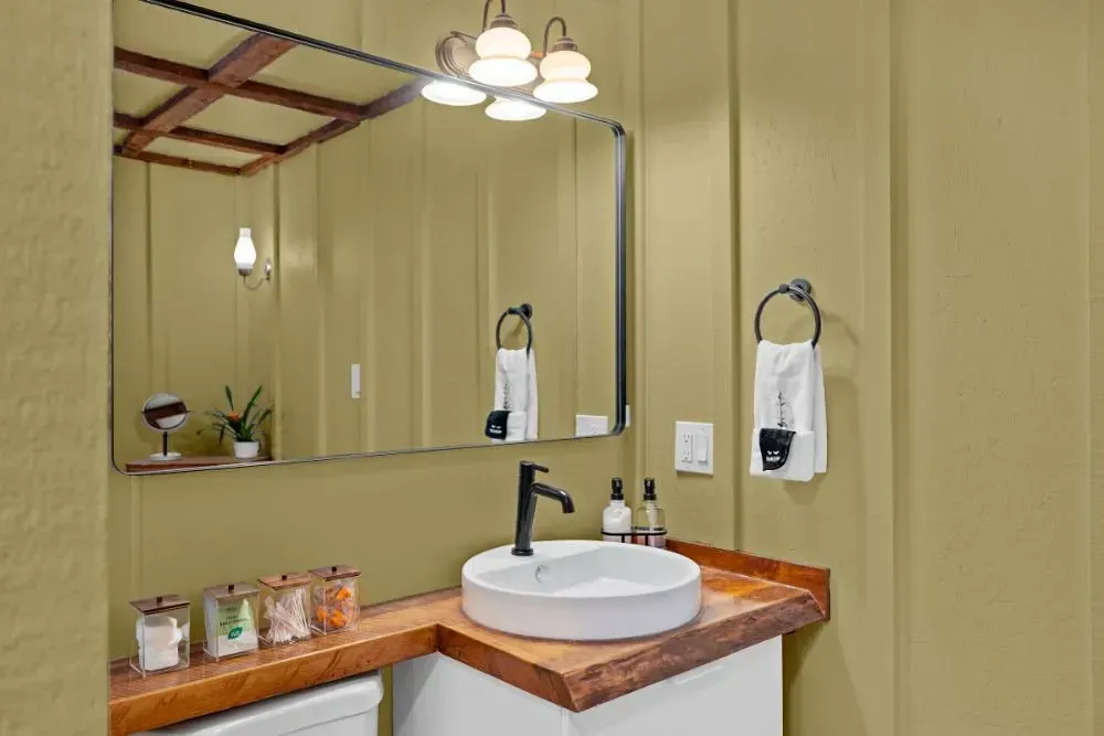 NCS S 2020-Y small bathroom