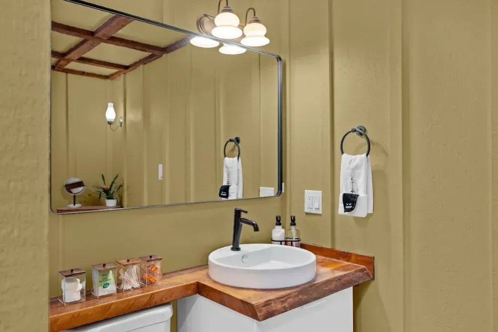 NCS S 2020-Y10R small bathroom