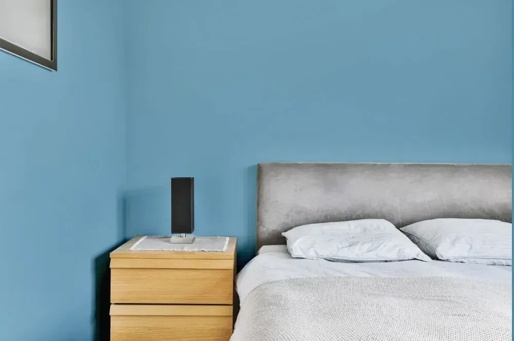 NCS S 2030-B minimalist bedroom