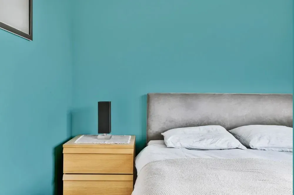 NCS S 2030-B40G minimalist bedroom