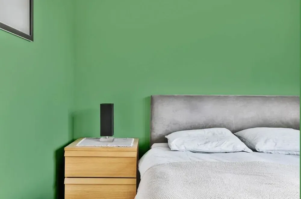 NCS S 2040-G20Y minimalist bedroom