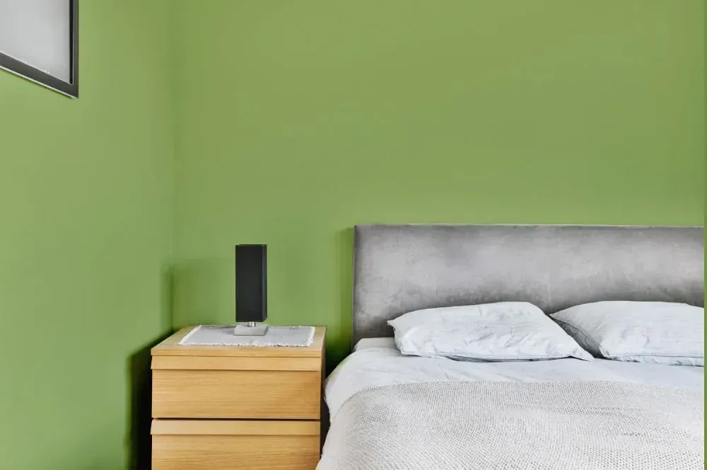 NCS S 2040-G40Y minimalist bedroom