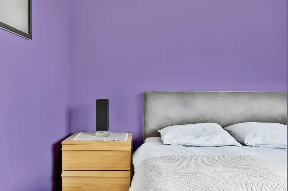 NCS S 2040-R60B minimalist bedroom