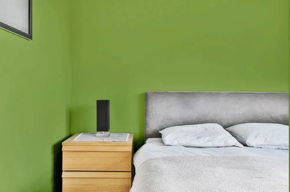 NCS S 2050-G40Y minimalist bedroom
