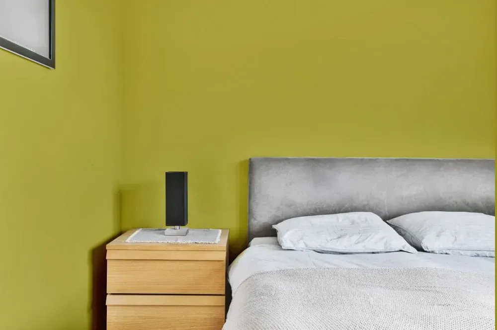 NCS S 2050-G80Y minimalist bedroom