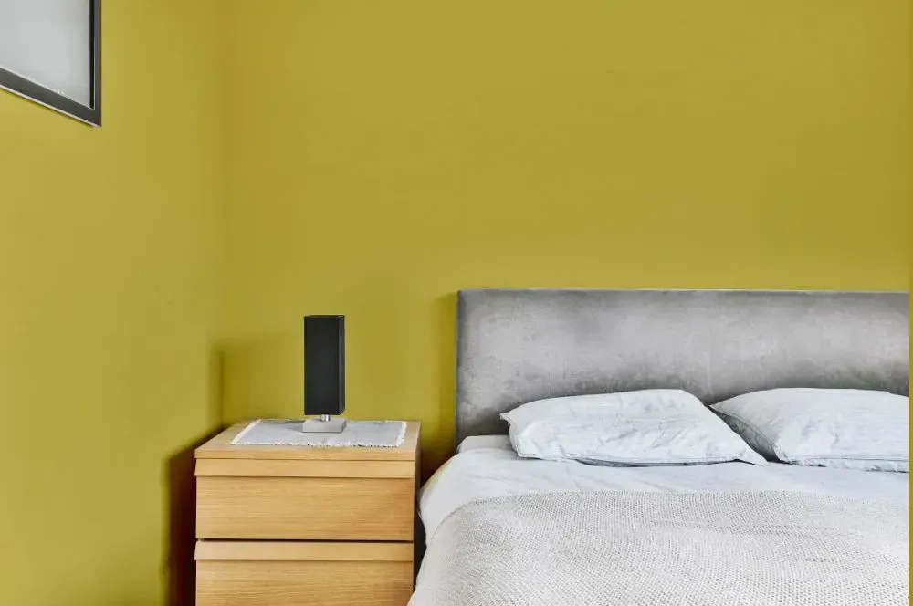 NCS S 2050-G90Y minimalist bedroom