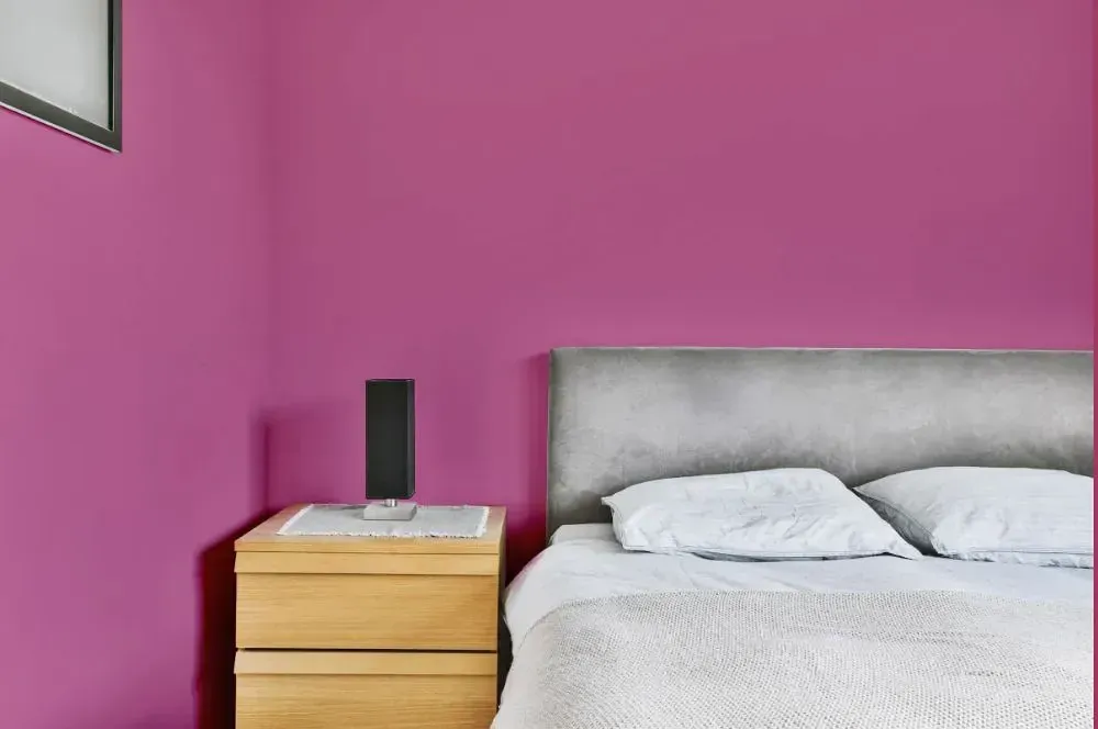 NCS S 2050-R30B minimalist bedroom