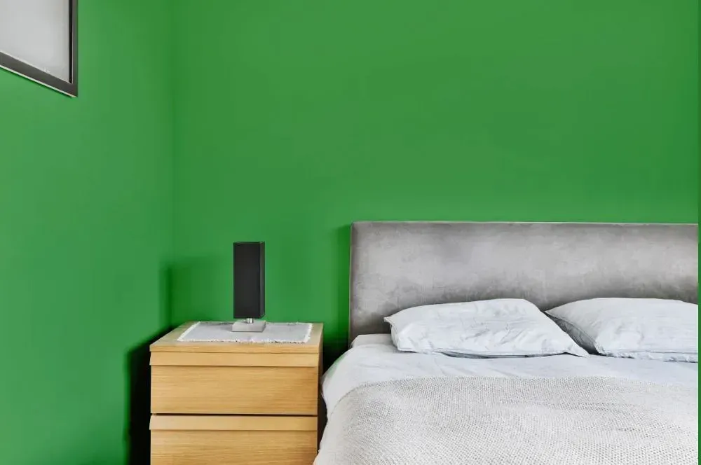 NCS S 2060-G20Y minimalist bedroom