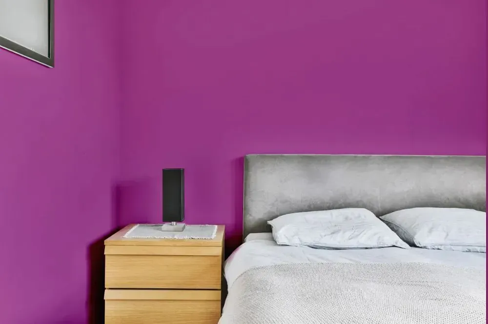 NCS S 2060-R40B minimalist bedroom