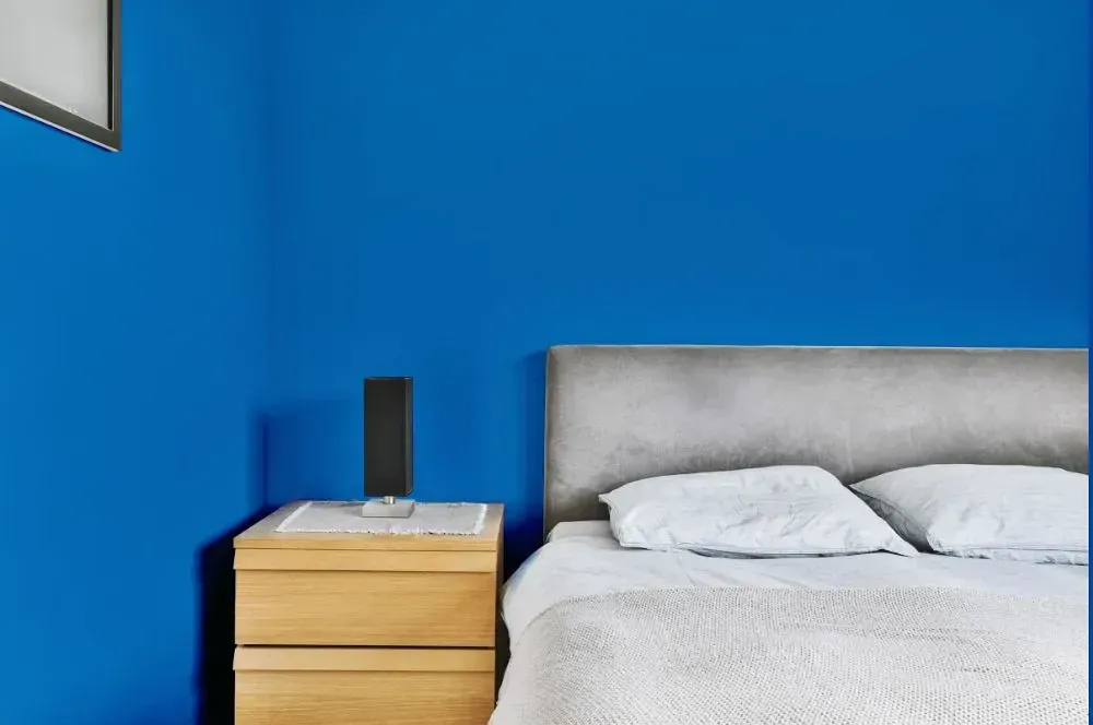 NCS S 2065-R90B minimalist bedroom