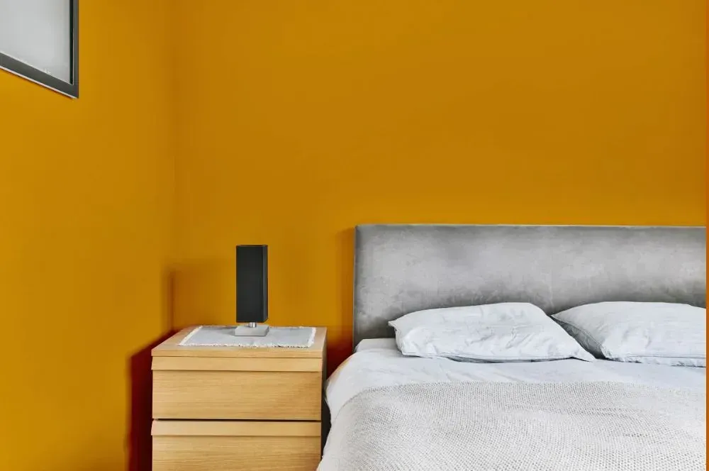 NCS S 2070-Y20R minimalist bedroom