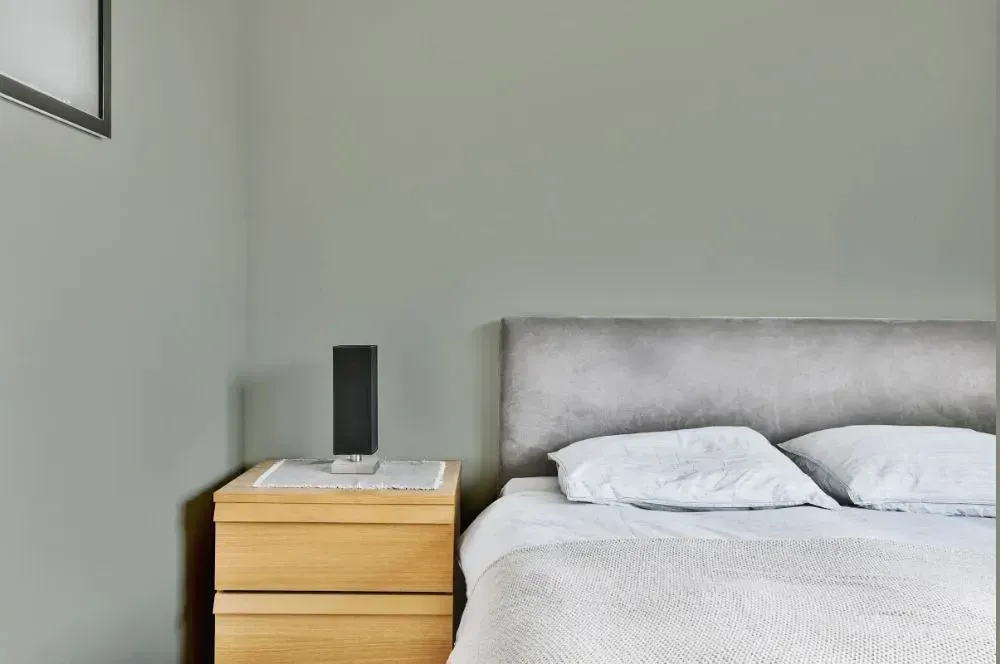 NCS S 3005-G50Y minimalist bedroom