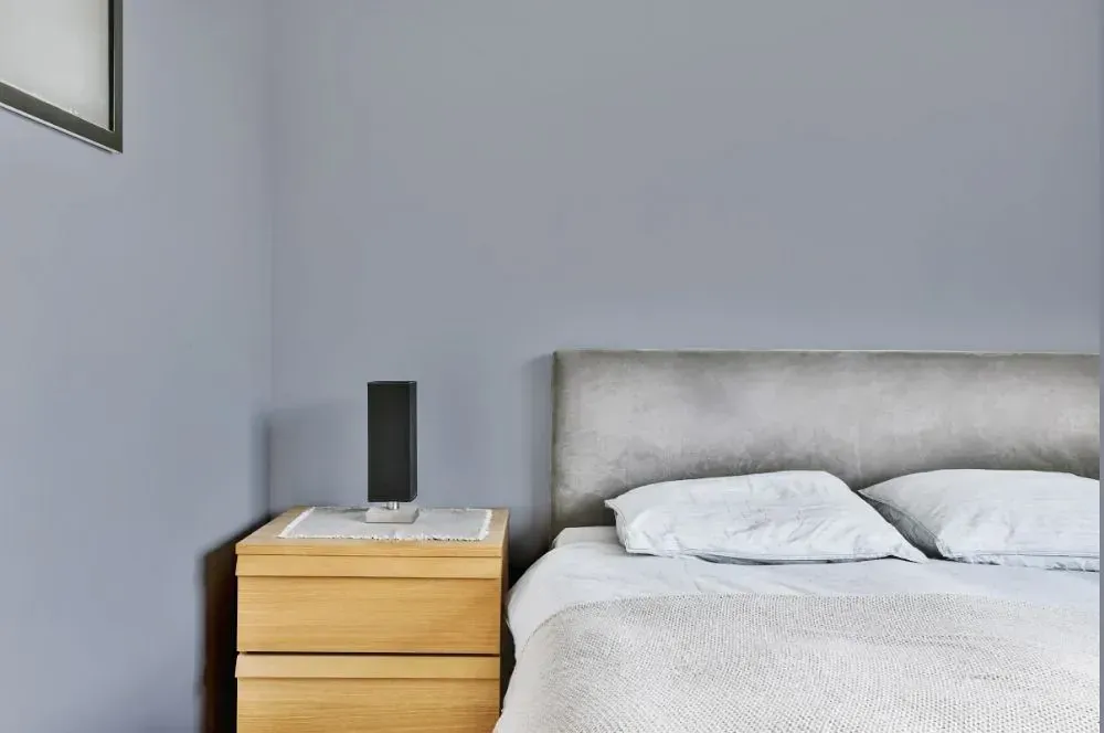 NCS S 3005-R80B minimalist bedroom