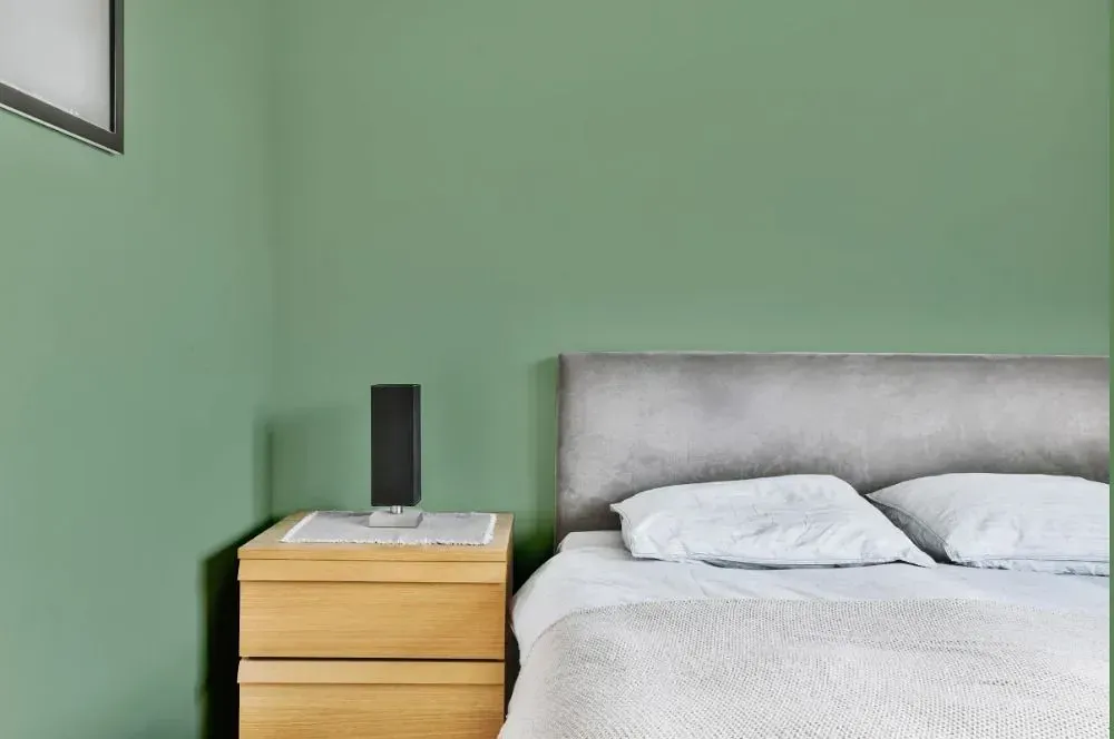 NCS S 3020-G20Y minimalist bedroom