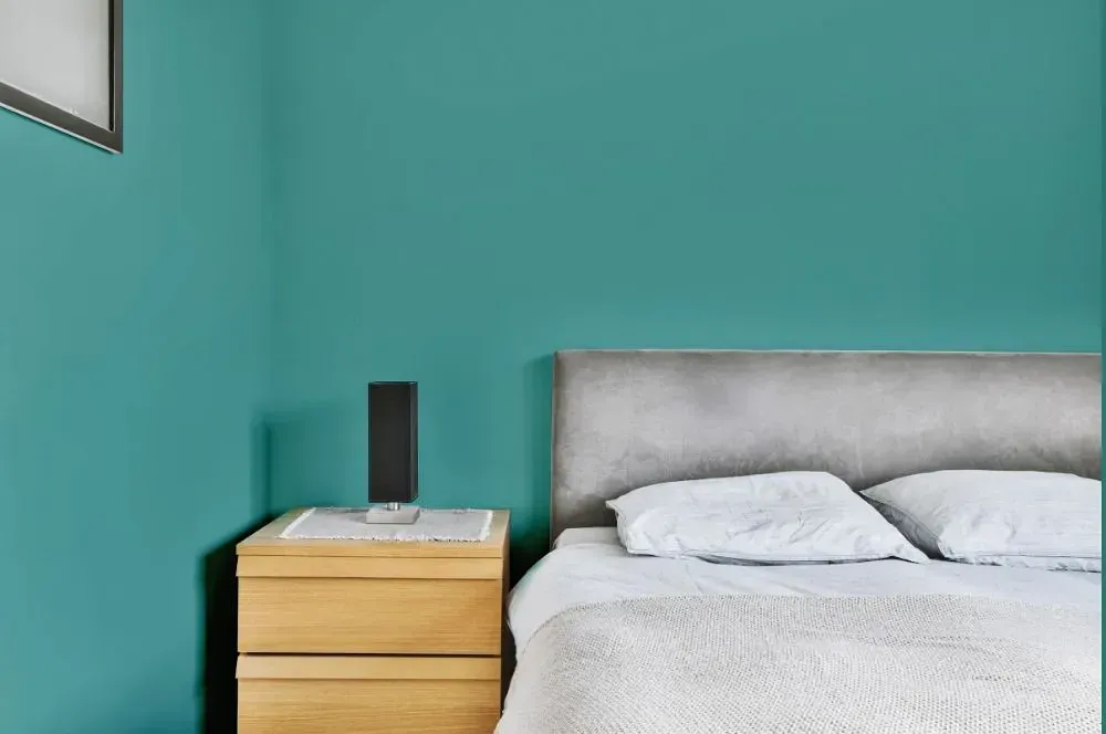 NCS S 3030-B60G minimalist bedroom