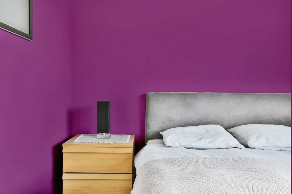 NCS S 3050-R40B minimalist bedroom