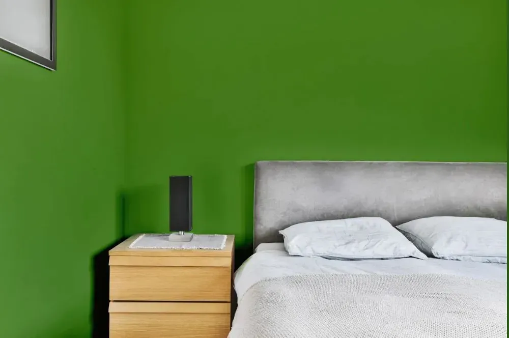 NCS S 3060-G30Y minimalist bedroom