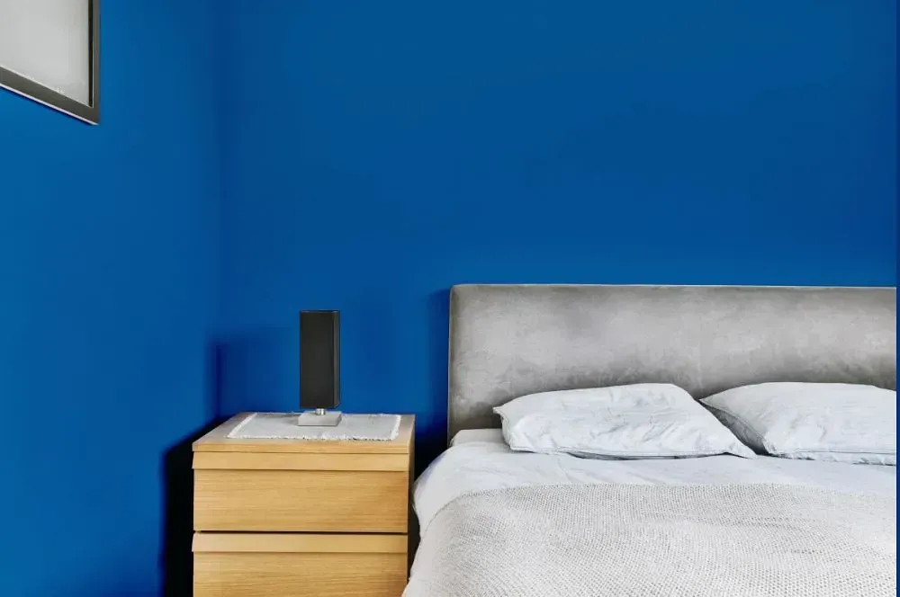 NCS S 3060-R90B minimalist bedroom