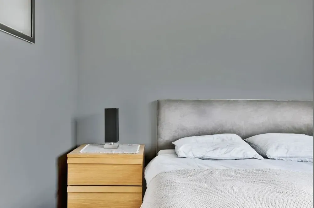 NCS S 3502-G minimalist bedroom