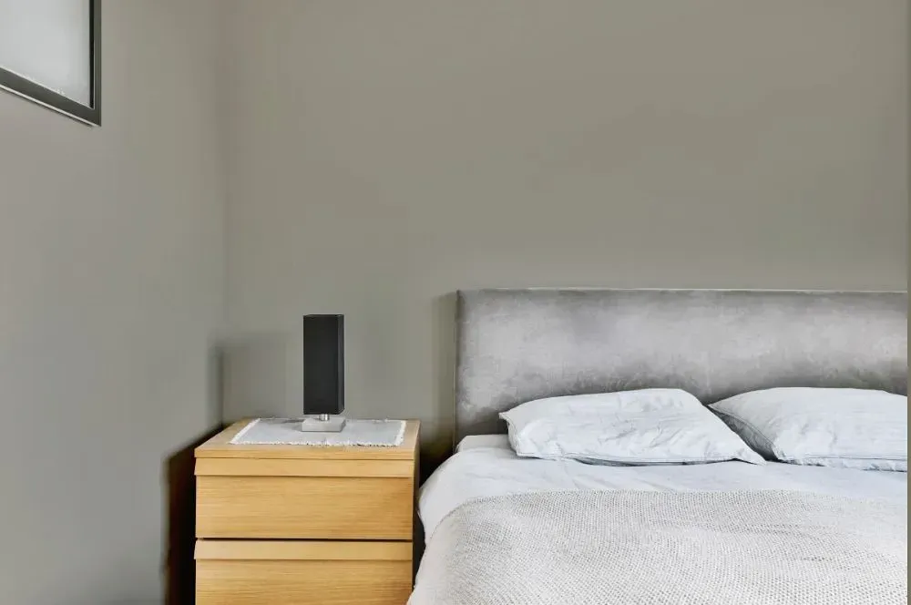 NCS S 4005-Y minimalist bedroom