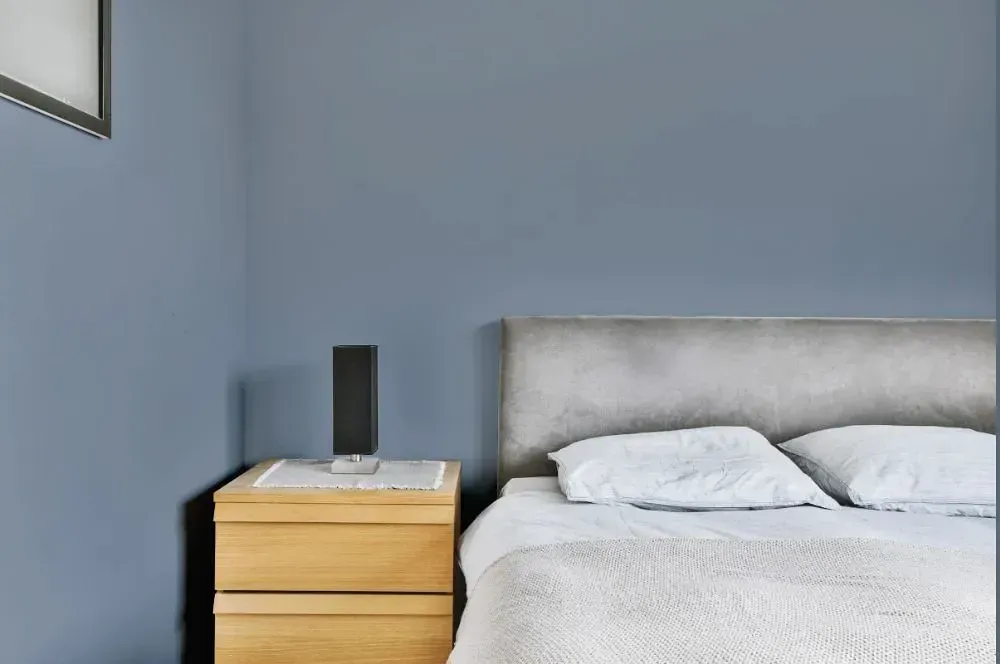 NCS S 4010-R90B minimalist bedroom