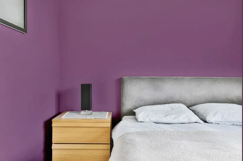 NCS S 4030-R40B minimalist bedroom