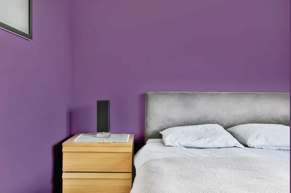 NCS S 4030-R50B minimalist bedroom