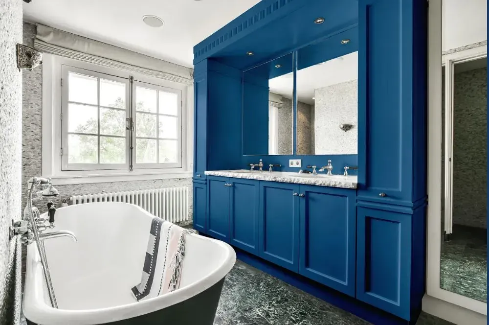 NCS S 4040-R90B victorian bathroom paint