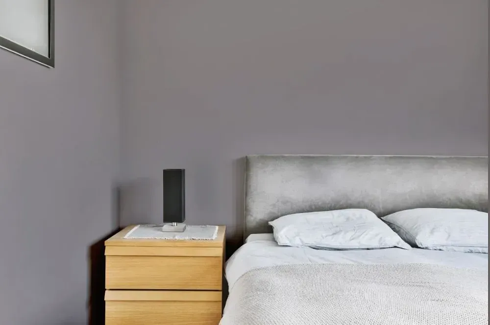 NCS S 4502-R minimalist bedroom