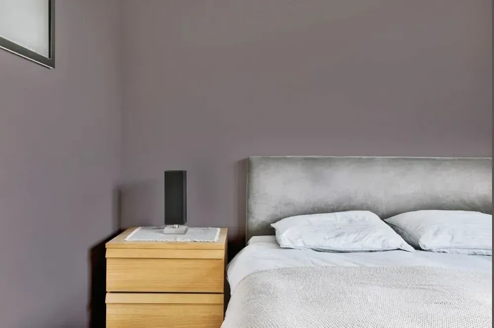 NCS S 5005-R minimalist bedroom