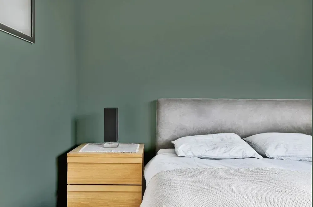 NCS S 5010-G10Y minimalist bedroom