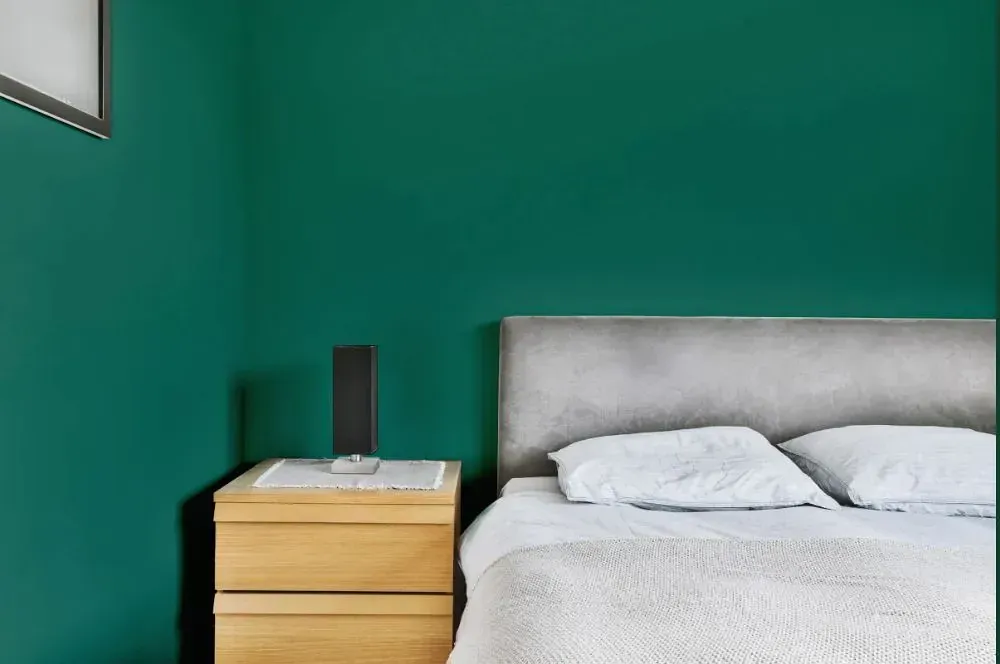 NCS S 5030-B90G minimalist bedroom