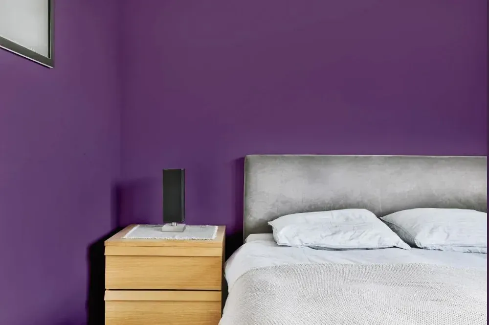 NCS S 5030-R50B minimalist bedroom