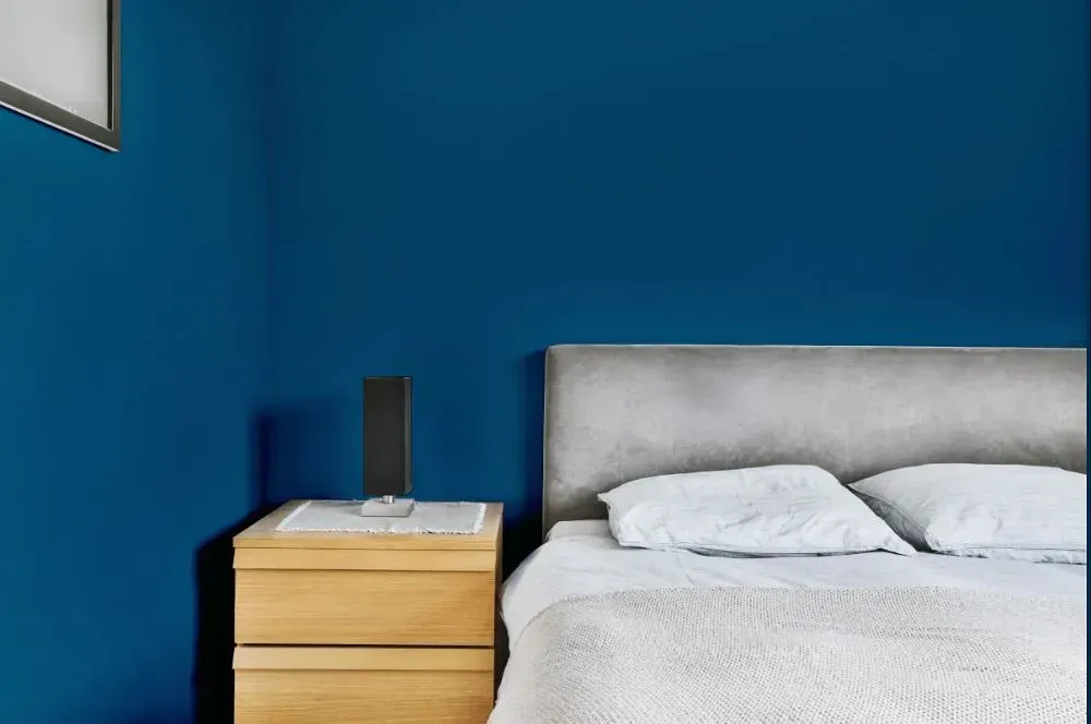 NCS S 5040-B minimalist bedroom