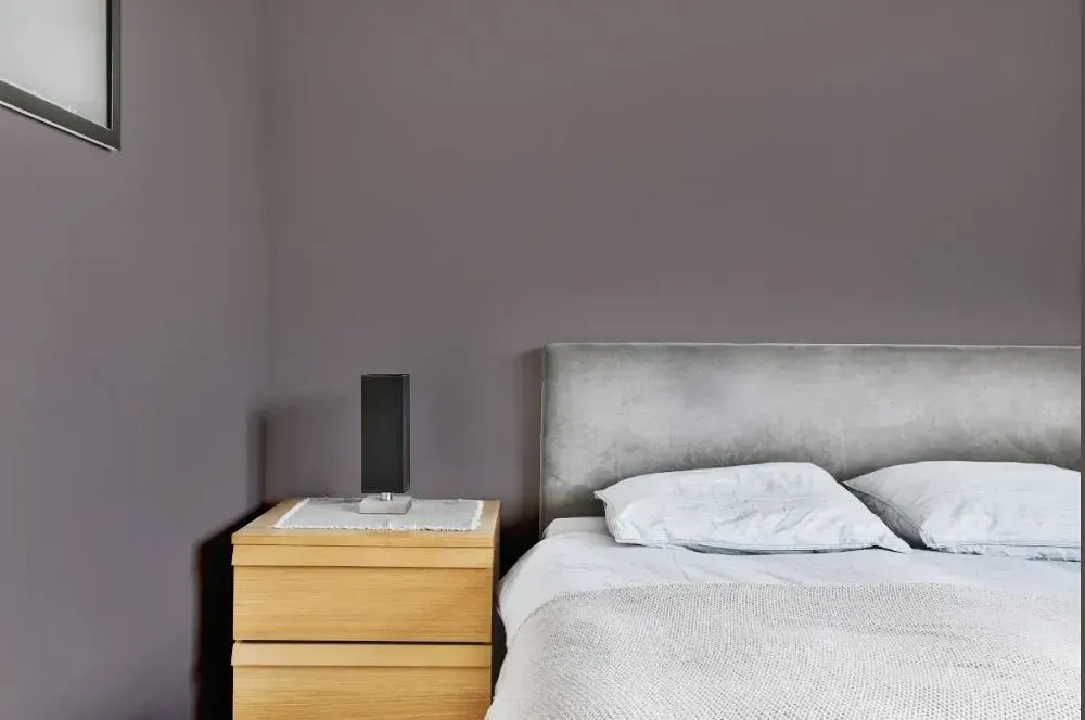 NCS S 5502-R minimalist bedroom