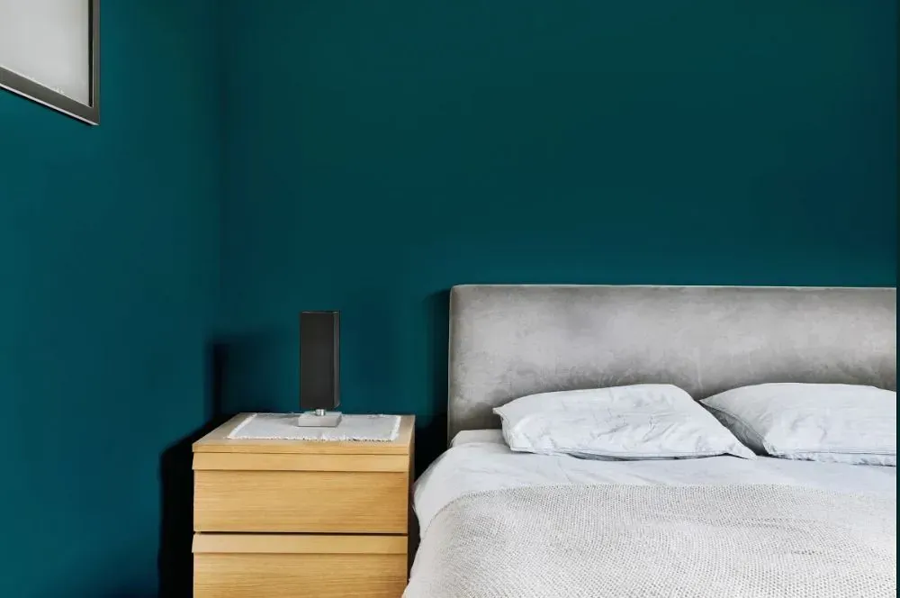 NCS S 5540-B40G minimalist bedroom