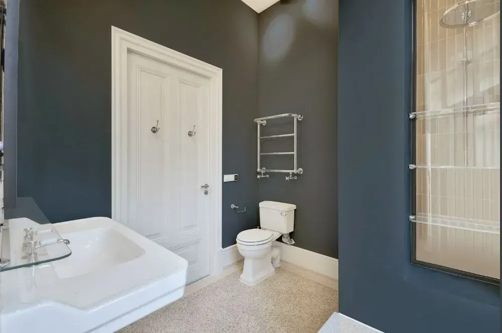 NCS S 6005-B bathroom