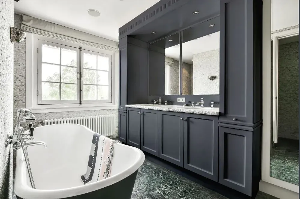 NCS S 6005-R80B victorian bathroom paint