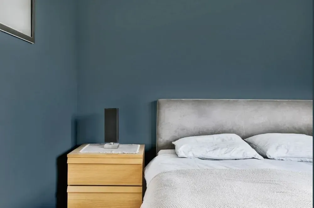 NCS S 6010-B10G minimalist bedroom