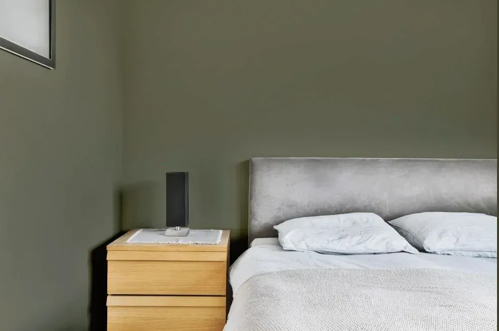 NCS S 6010-G70Y minimalist bedroom