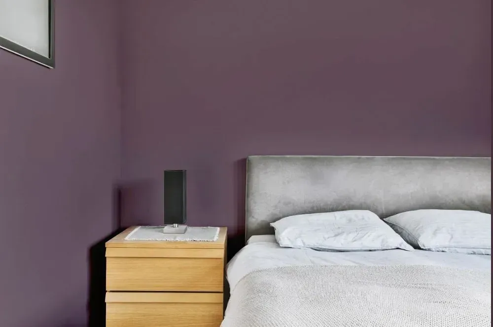 NCS S 6010-R30B minimalist bedroom