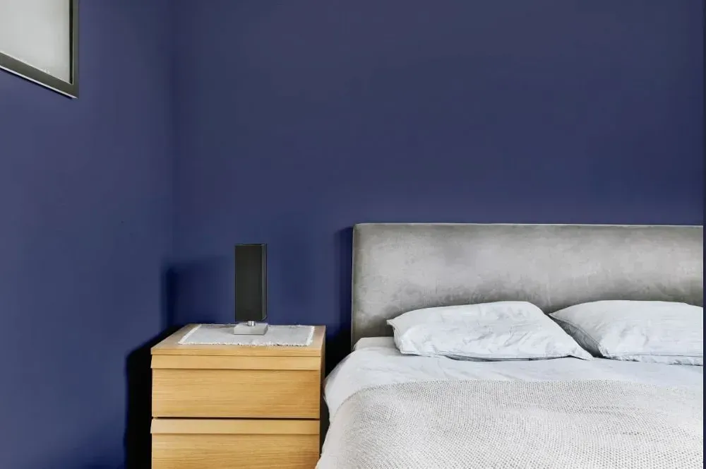 NCS S 6020-R70B minimalist bedroom