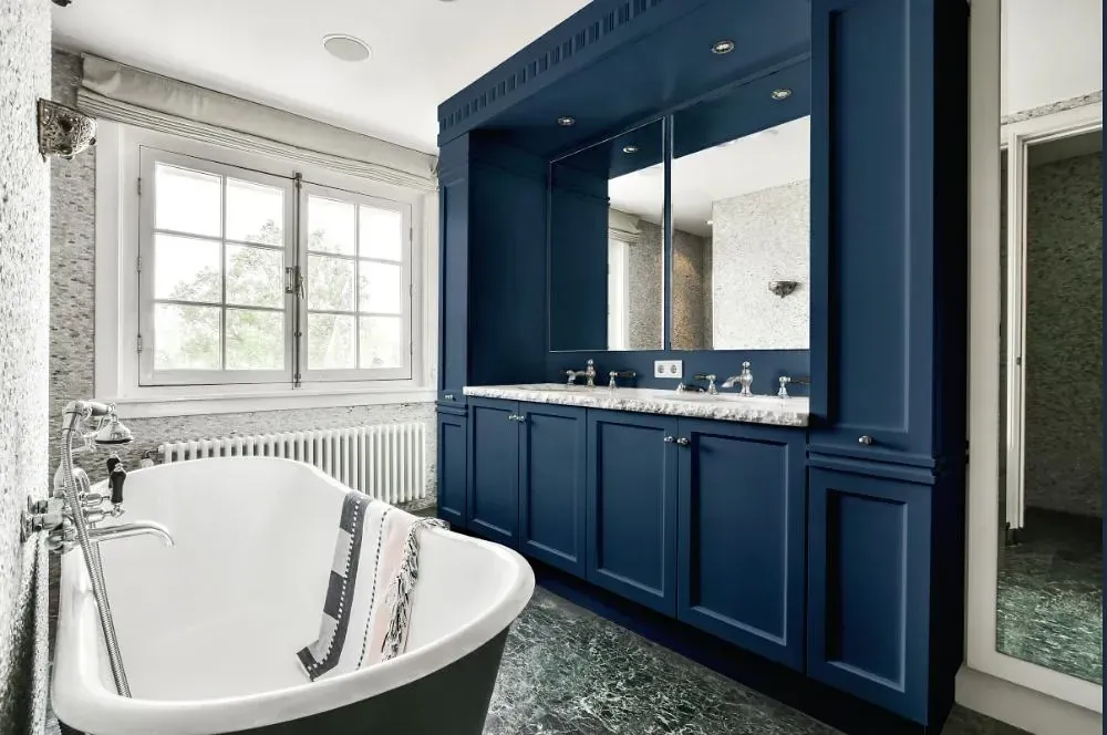 NCS S 6020-R90B victorian bathroom paint