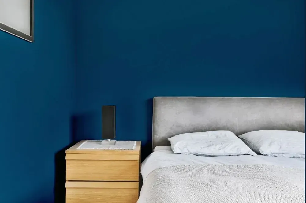 NCS S 6030-B minimalist bedroom