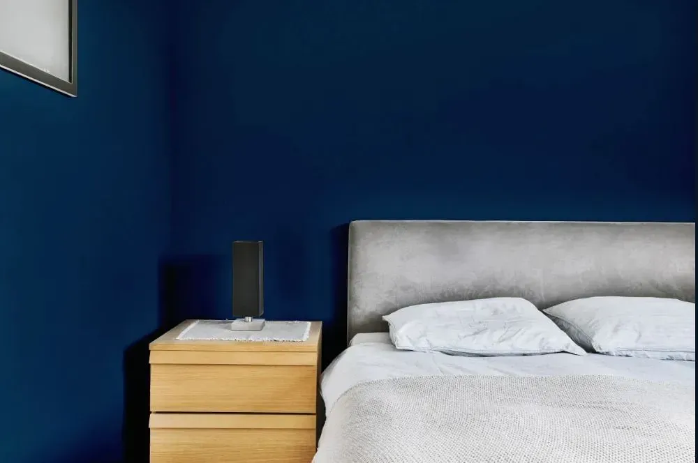 NCS S 7020-R90B minimalist bedroom