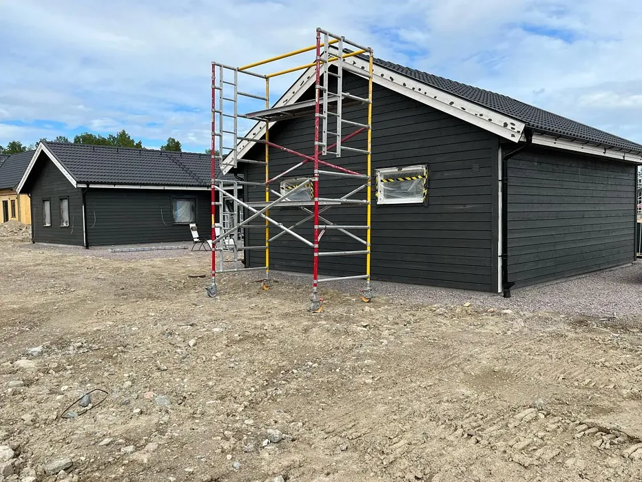 NCS S 8000-N house exterior paint