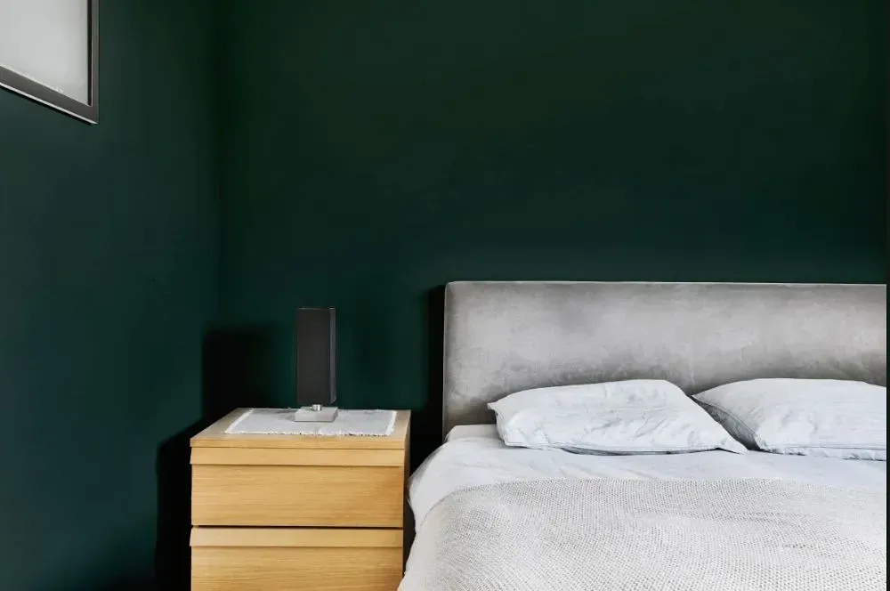 NCS S 8005-G minimalist bedroom