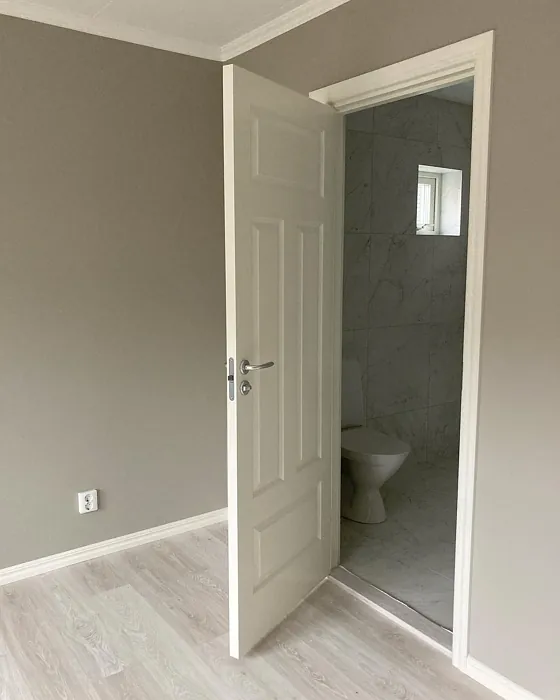 Jotun Kalkgrå wall paint color